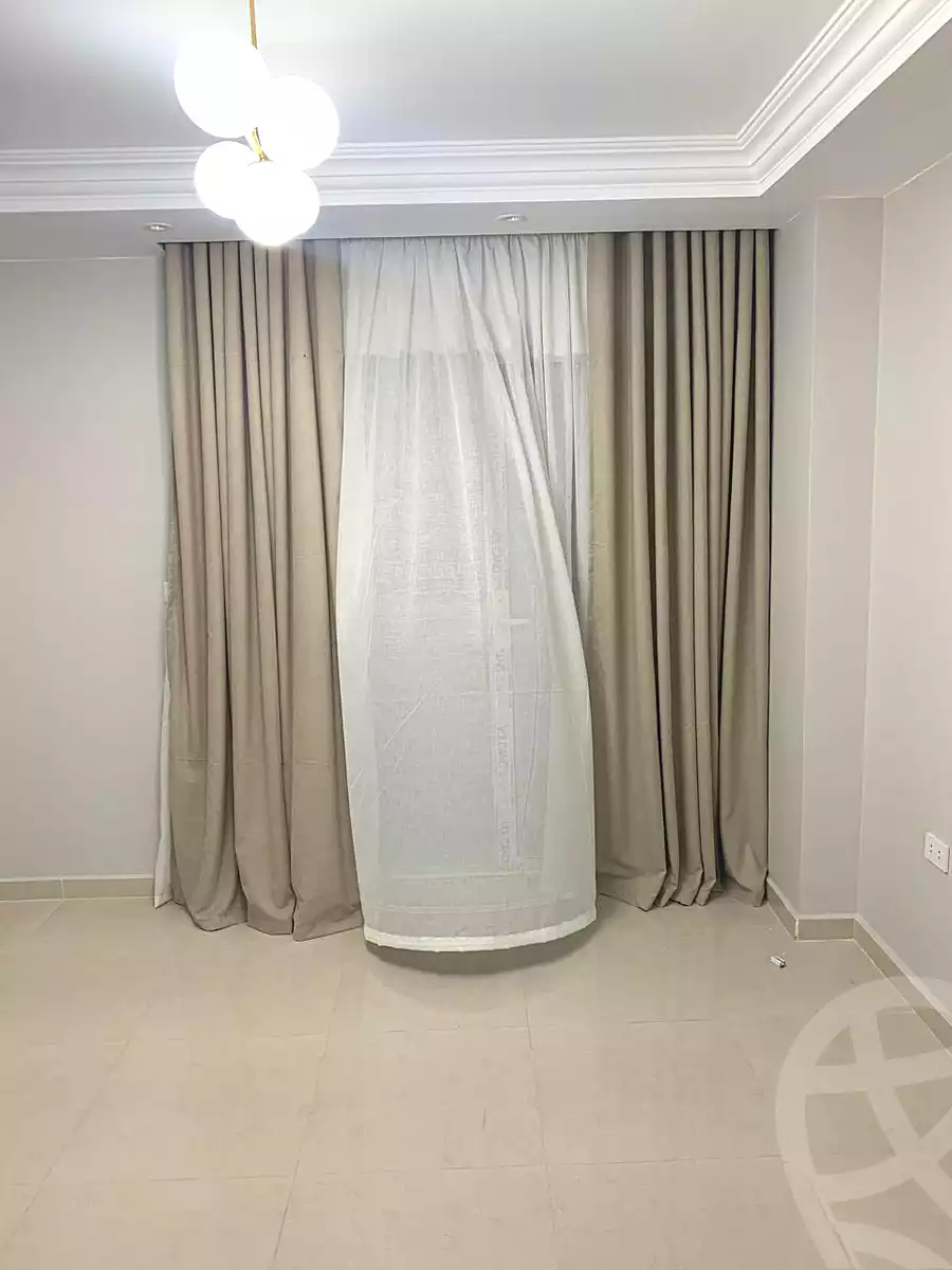 https://aqarmap.com.eg/ar/listing/7322694-for-sale-cairo-helwan-helwan-el-sharkeya-mostafa-safwat-st