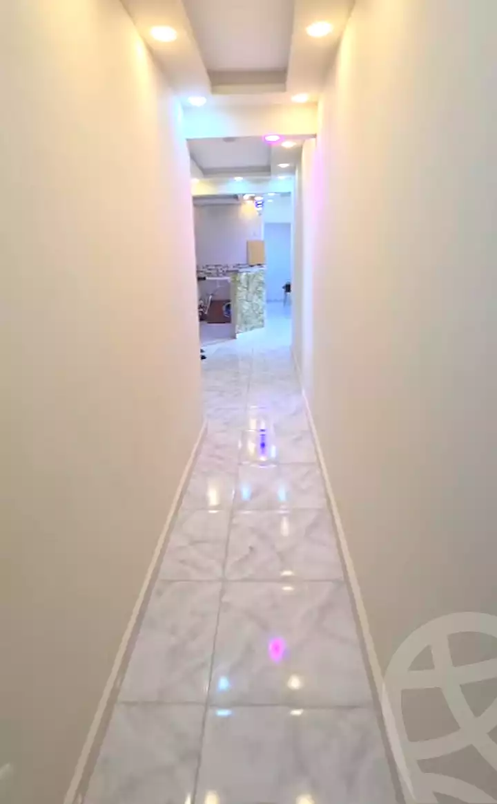 https://aqarmap.com.eg/ar/listing/7322952-for-sale-alexandria-new-miami-eskot