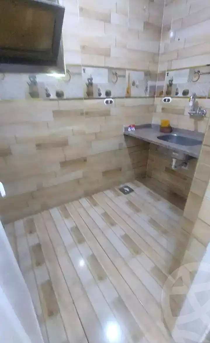 https://aqarmap.com.eg/ar/listing/7323164-for-rent-alexandria-sydy-bshr-sydy-bshr-bhry-shr-mhmwd-l-yswy