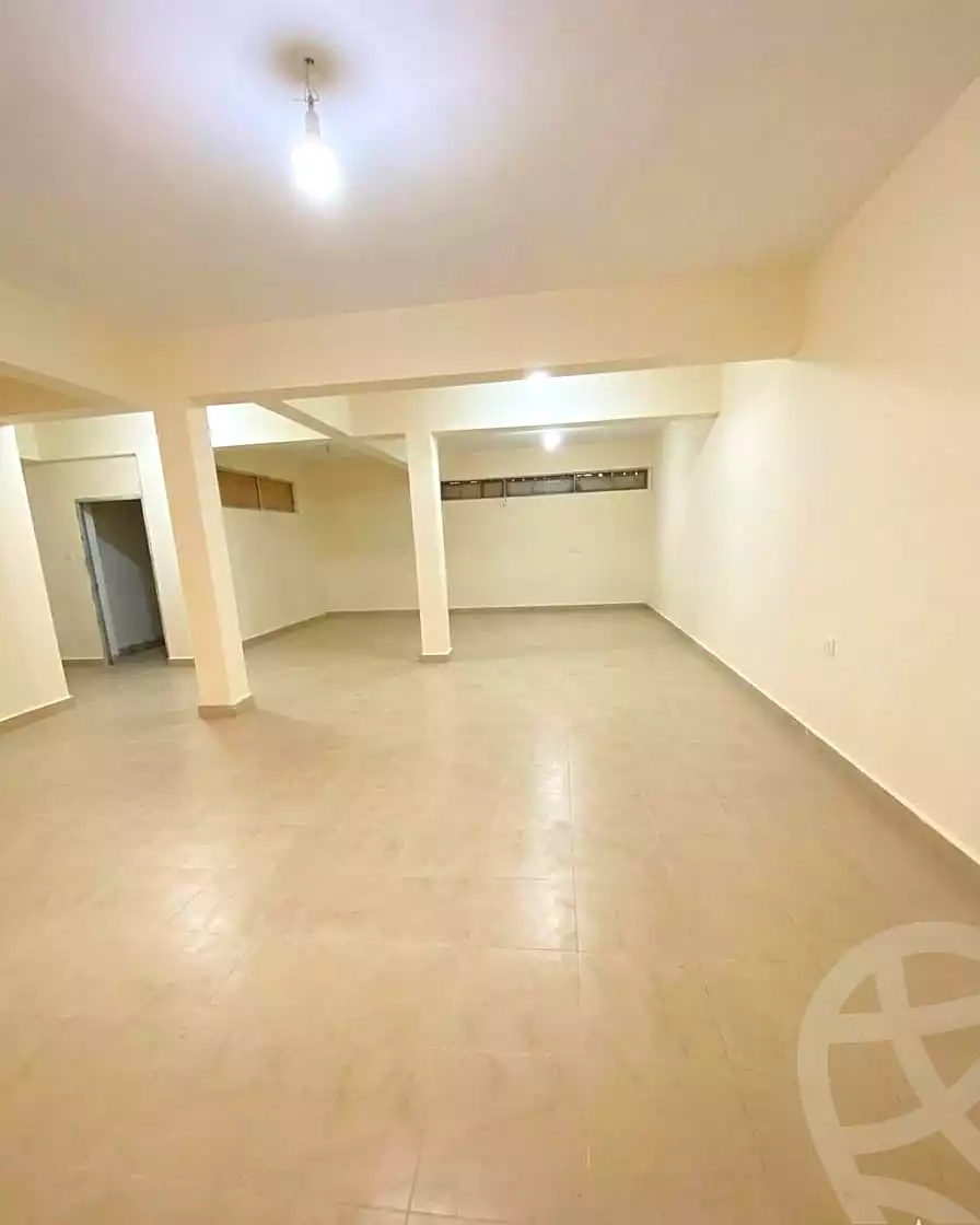 https://aqarmap.com.eg/en/listing/7323173-for-rent-cairo-new-cairo-first-settlement-mhwr-mstfy-kml