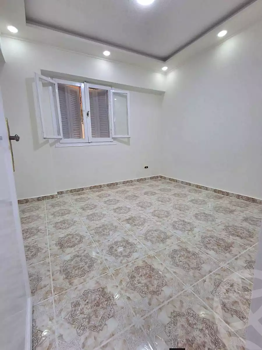 https://aqarmap.com.eg/ar/listing/7323471-for-sale-alexandria-al-agamy-shataa-el-nakheel