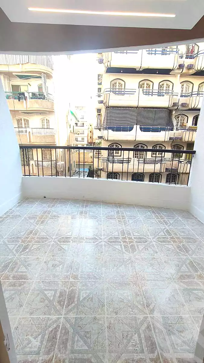 https://aqarmap.com.eg/en/listing/7323479-for-sale-alexandria-al-agamy-shataa-el-nakheel