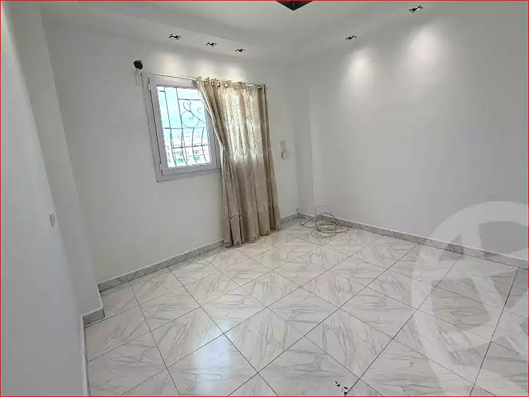 https://aqarmap.com.eg/ar/listing/7323589-for-sale-cairo-helwan-mohamed-sayed-ahmed-st