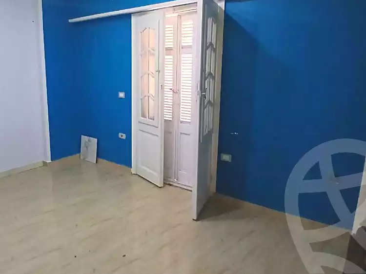 https://aqarmap.com.eg/en/listing/7323683-for-sale-alexandria-lsywf-el-falki