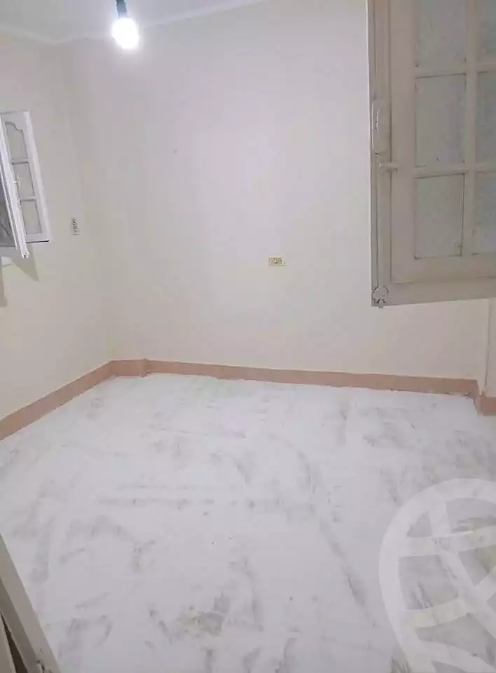 https://aqarmap.com.eg/ar/listing/7323853-for-rent-alexandria-miami