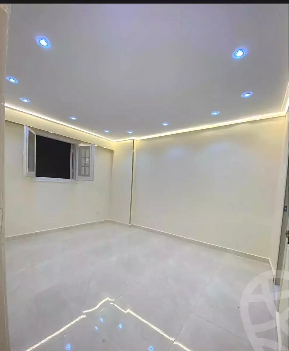 https://aqarmap.com.eg/ar/listing/7324216-for-sale-alexandria-sydy-bshr-sydy-bshr-bhry-shr-mhmwd-l-yswy
