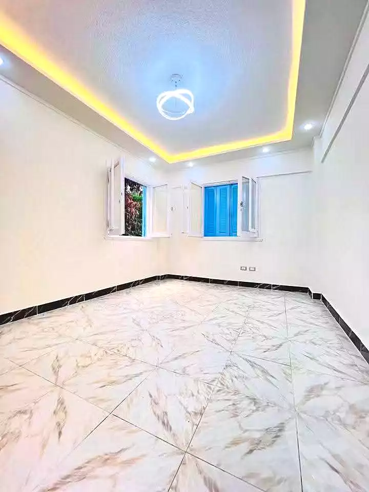 https://aqarmap.com.eg/ar/listing/7324393-for-sale-alexandria-al-agamy-shataa-el-nakheel