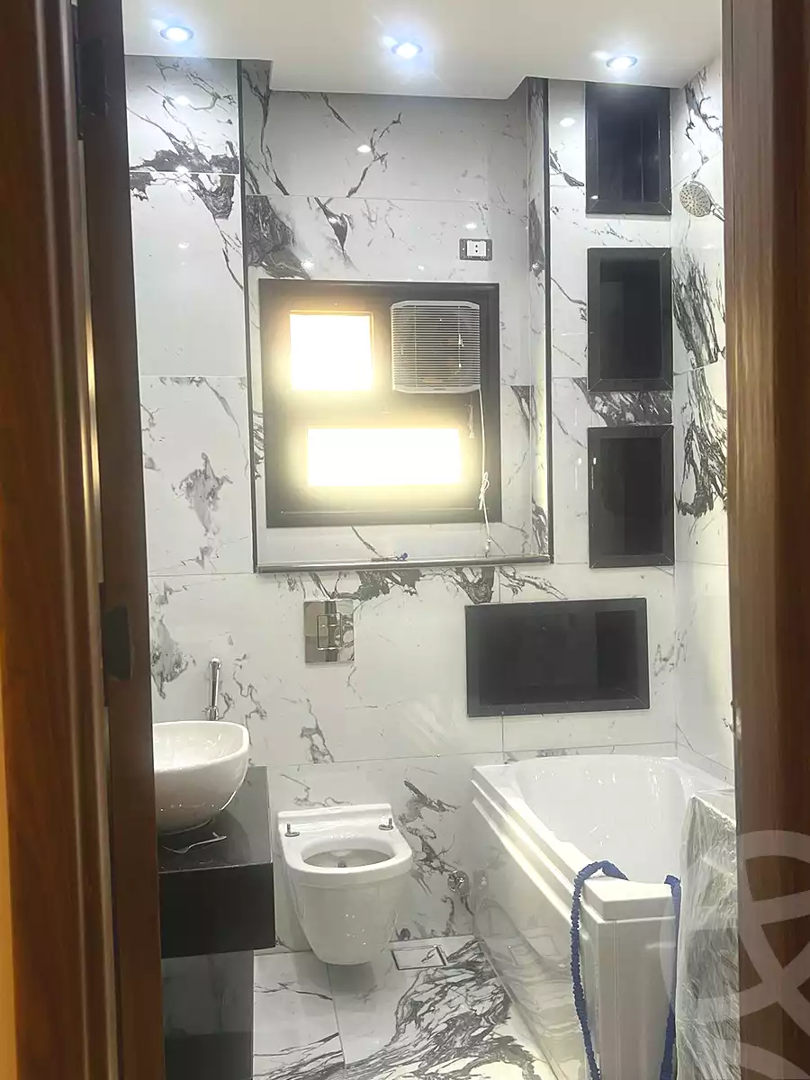 https://aqarmap.com.eg/ar/listing/7324749-for-sale-cairo-el-shorouk-lmntq-lthmn-neighbourhood-3