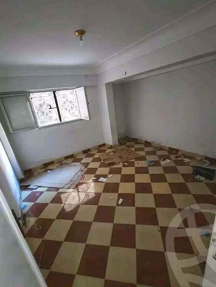 https://aqarmap.com.eg/en/listing/7324909-for-sale-alexandria-al-agamy-el-hanouvel-el-salam-st