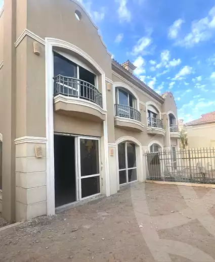 https://aqarmap.com.eg/ar/listing/7324930-for-sale-cairo-el-shorouk-compounds-el-patio-prime