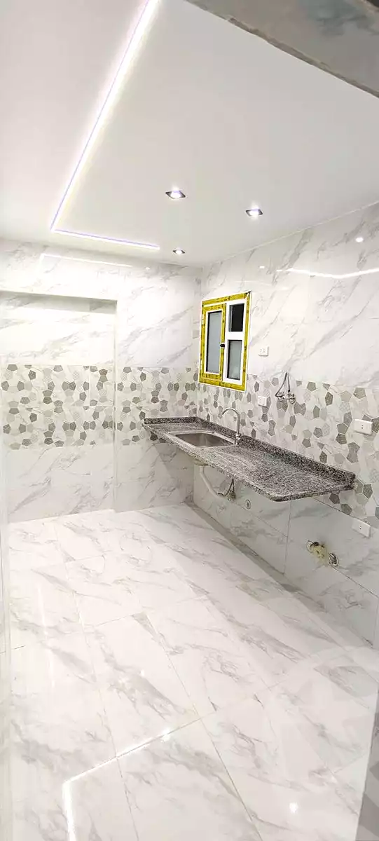 https://aqarmap.com.eg/en/listing/7325299-for-sale-alexandria-al-agamy-el-hanouvel