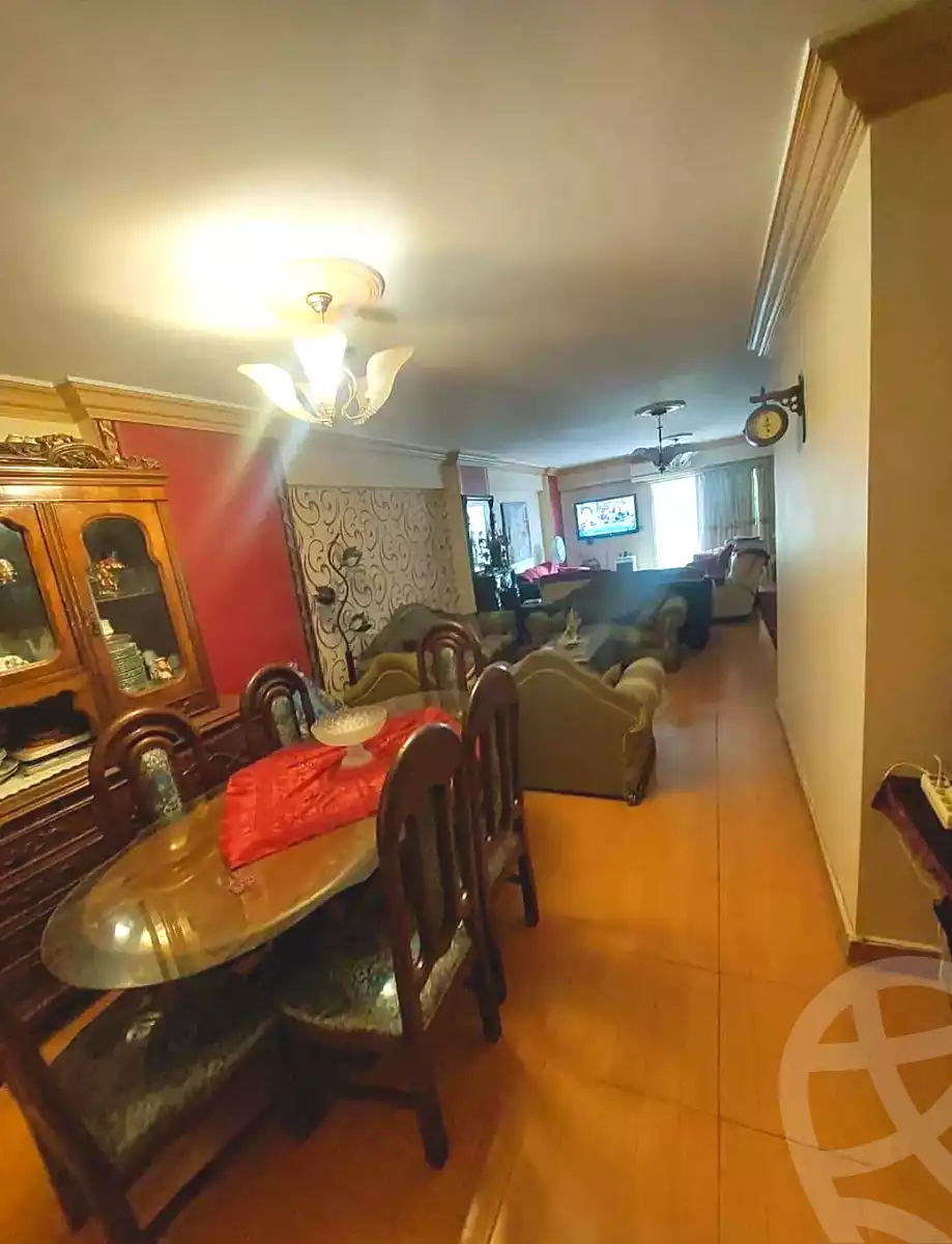 https://aqarmap.com.eg/ar/listing/7325693-for-sale-alexandria-camp-cesar-tiba-st