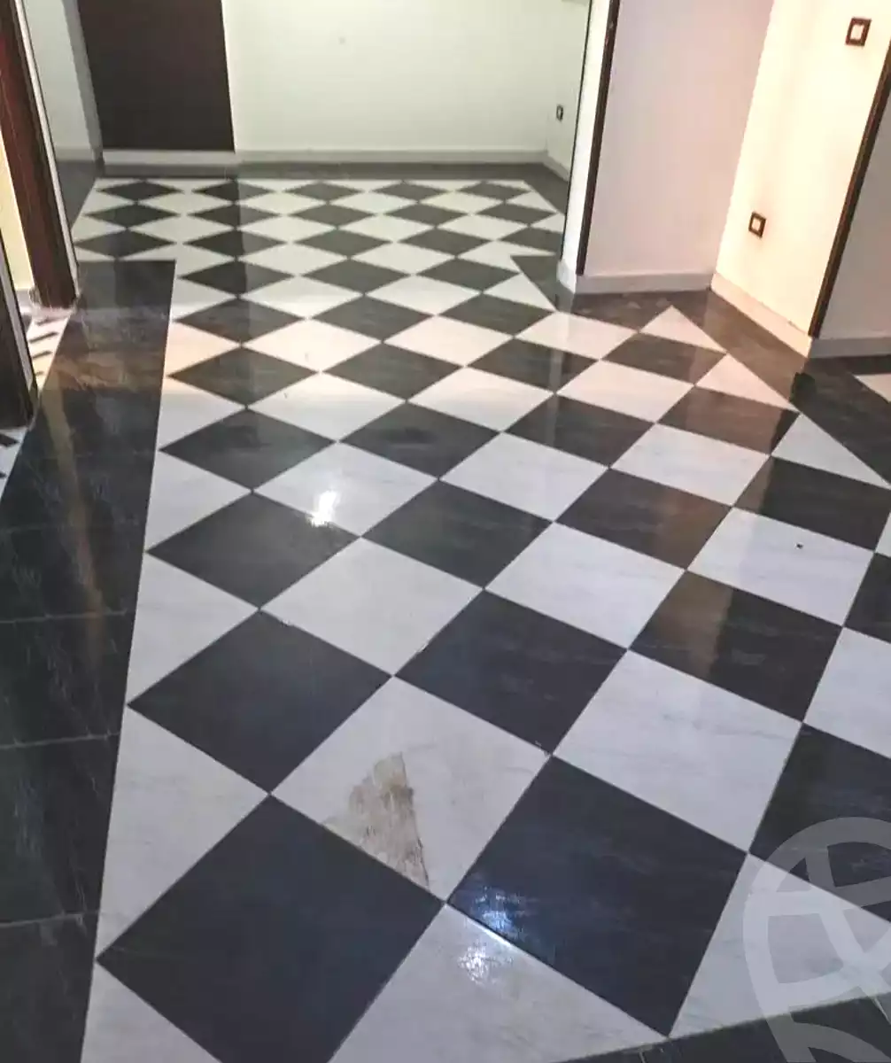 https://aqarmap.com.eg/ar/listing/7325824-for-sale-alexandria-sydy-bshr-sydy-bshr-qbly-mohamed-farid-st
