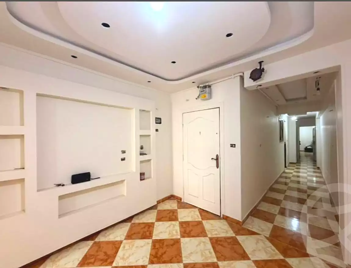 https://aqarmap.com.eg/ar/listing/7326007-for-sale-alexandria-el-asafra-l-sfr-bhry