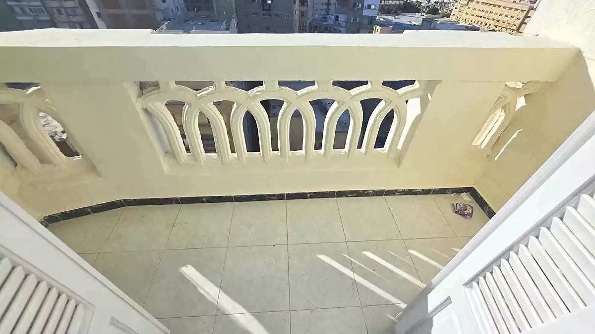 https://aqarmap.com.eg/ar/listing/7326061-for-sale-alexandria-sydy-bshr-sydy-bshr-bhry-gamal-abd-el-nasir-st
