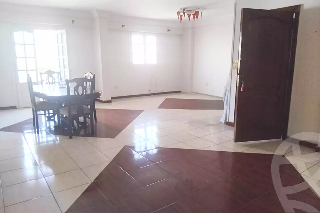 https://aqarmap.com.eg/ar/listing/7326072-for-rent-alexandria-sydy-bshr-sydy-bshr-bhry-shr-mhmwd-l-yswy