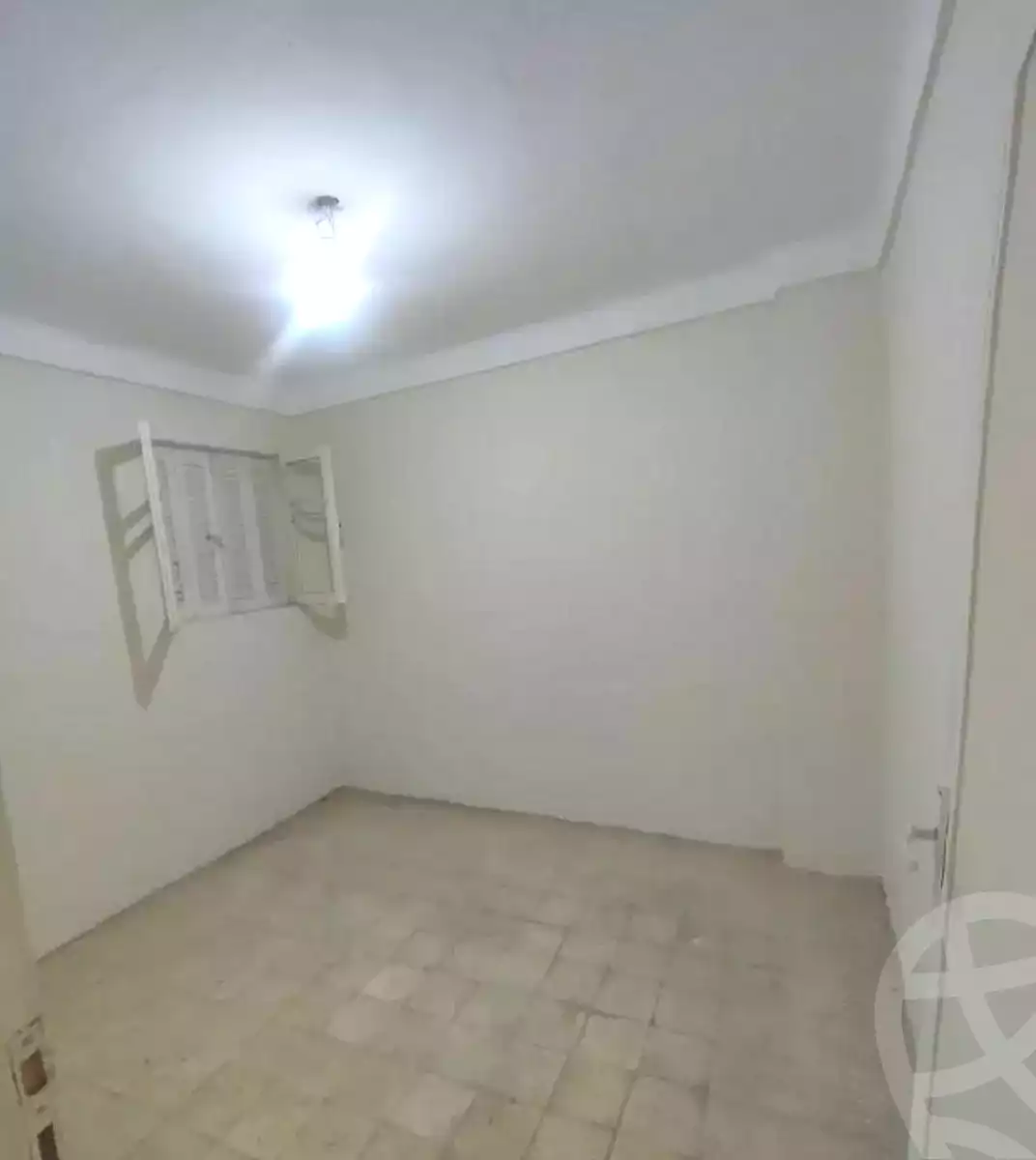 https://aqarmap.com.eg/en/listing/7326133-for-sale-alexandria-lsywf-el-falki