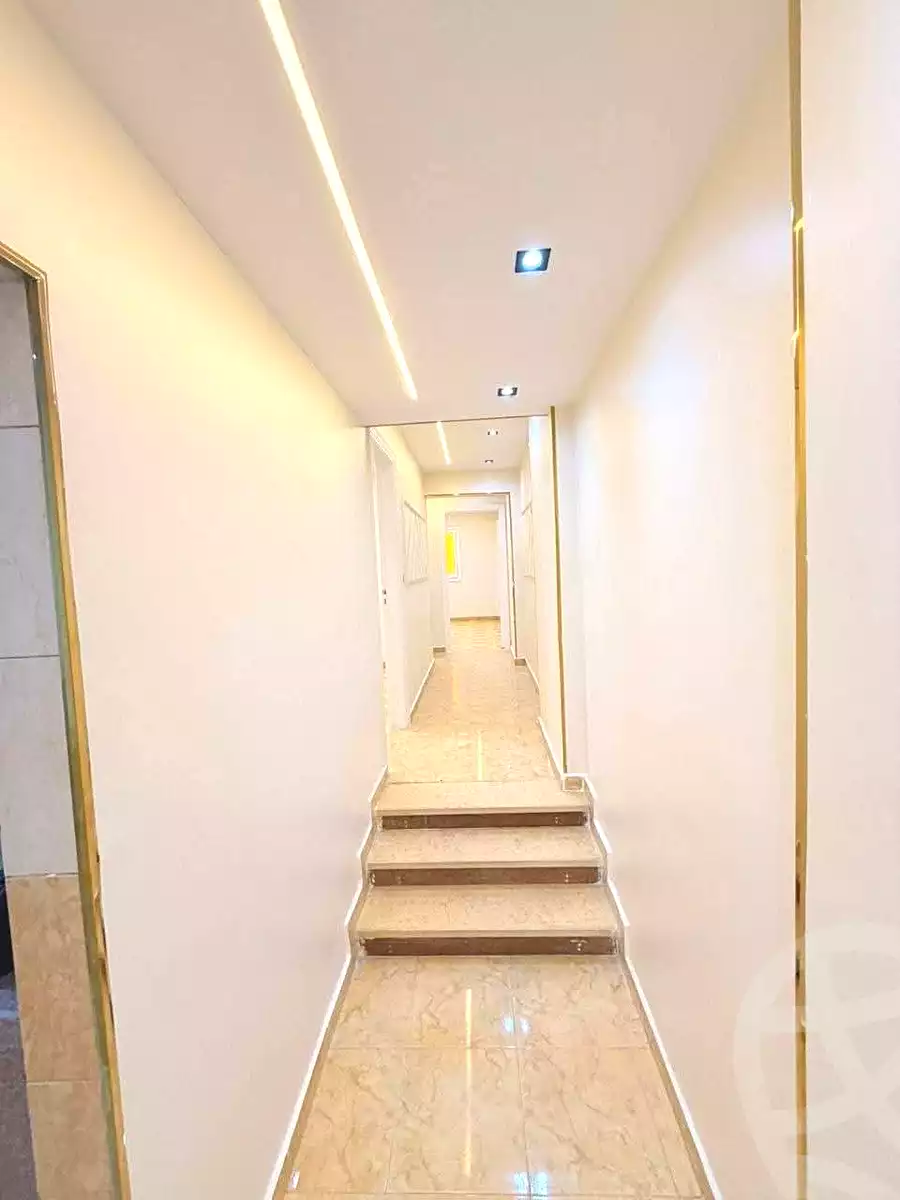 https://aqarmap.com.eg/ar/listing/7326459-for-sale-alexandria-miami-mahmoud-el-isawy-st