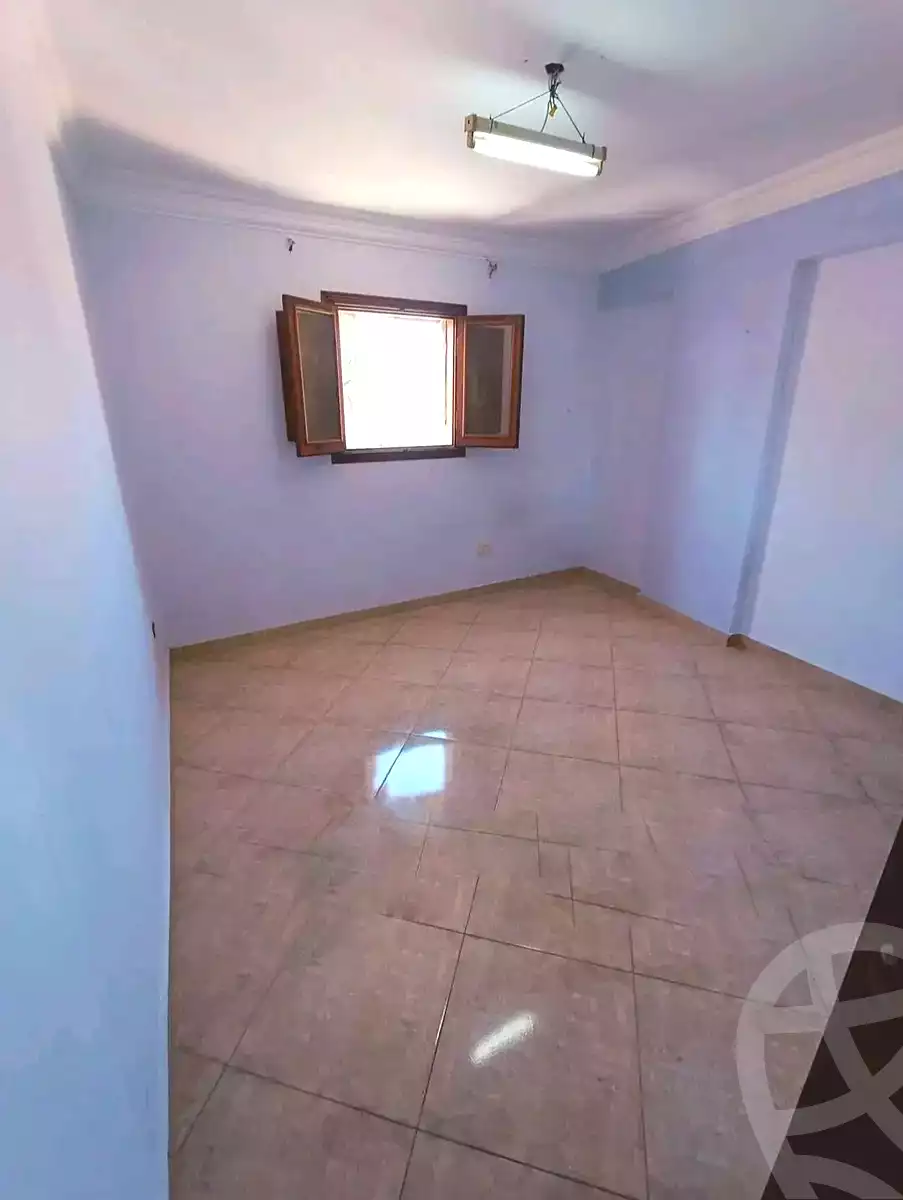 https://aqarmap.com.eg/ar/listing/7326460-for-sale-alexandria-sydy-bshr-sydy-bshr-bhry-gamal-abd-el-nasir-st