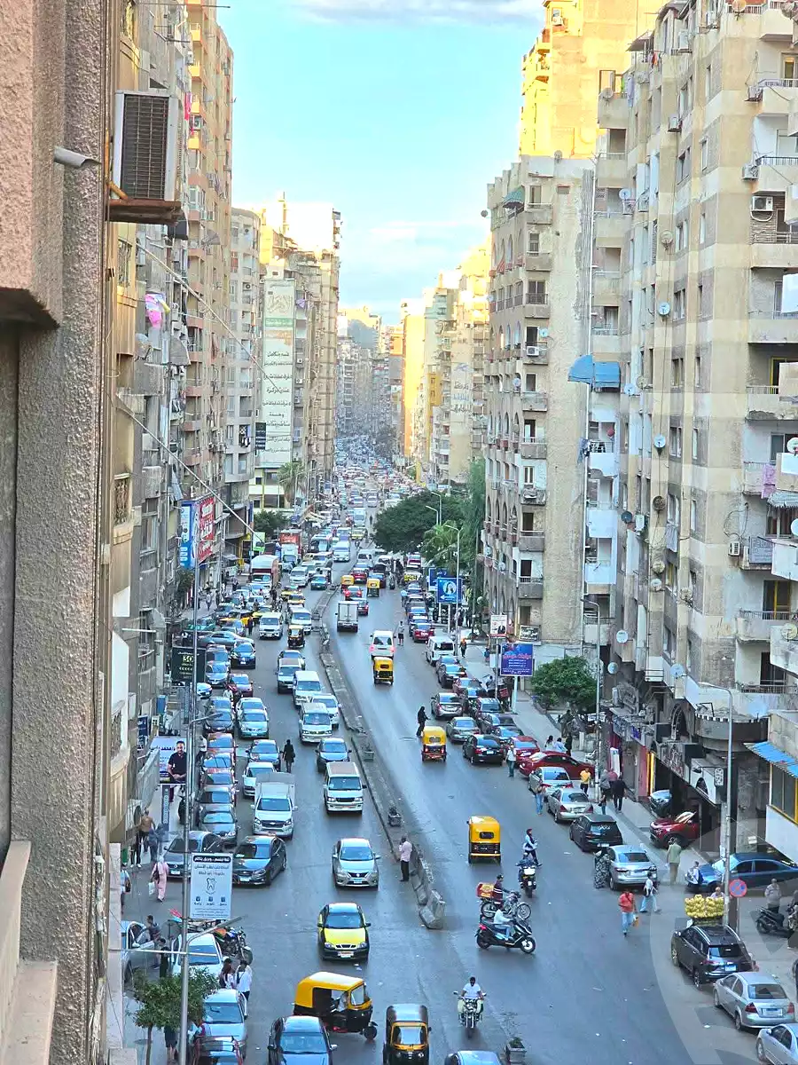 https://aqarmap.com.eg/ar/listing/7326483-for-sale-alexandria-sydy-bshr-sydy-bshr-bhry-gamal-abd-el-nasir-st