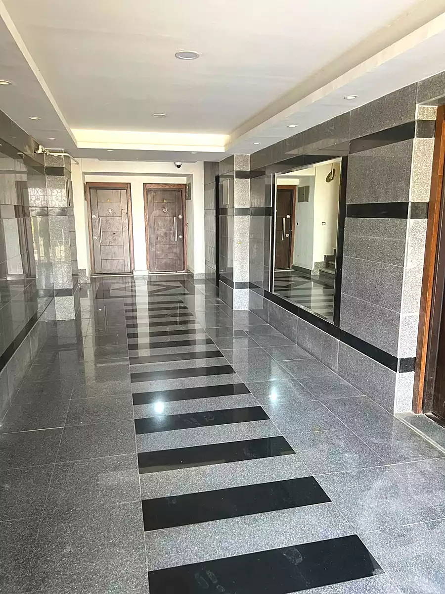 https://aqarmap.com.eg/ar/listing/7326530-for-sale-cairo-new-cairo-compounds-garden-heights-compound