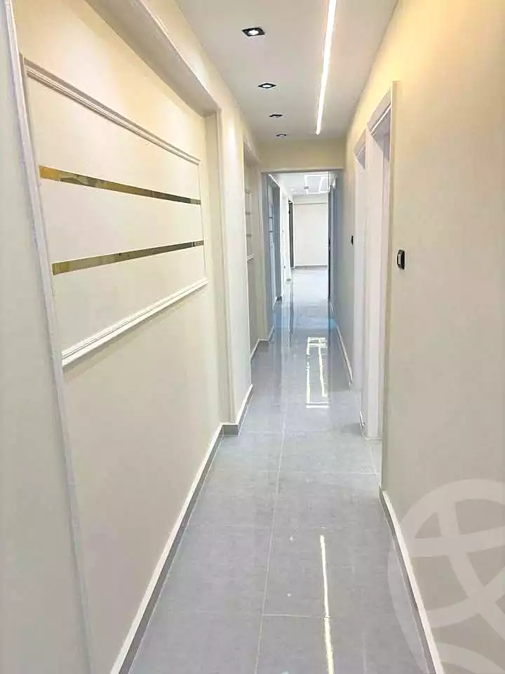 https://aqarmap.com.eg/ar/listing/7326938-for-sale-alexandria-sydy-bshr-sydy-bshr-bhry-amr-el-nogomy-st