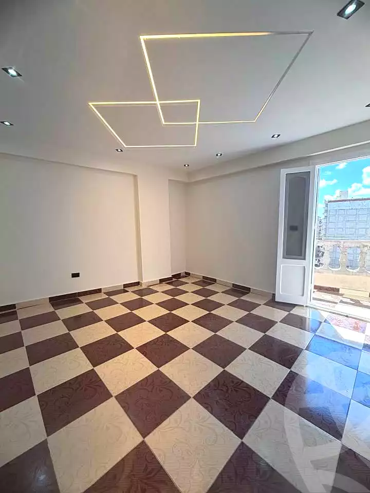https://aqarmap.com.eg/ar/listing/7327023-for-sale-alexandria-el-asafra-shr-45