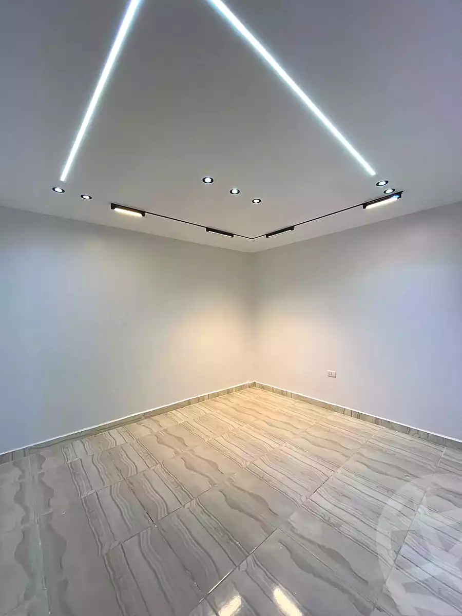 https://aqarmap.com.eg/ar/listing/7327070-for-sale-alexandria-al-agamy-lbytsh-bianchiii