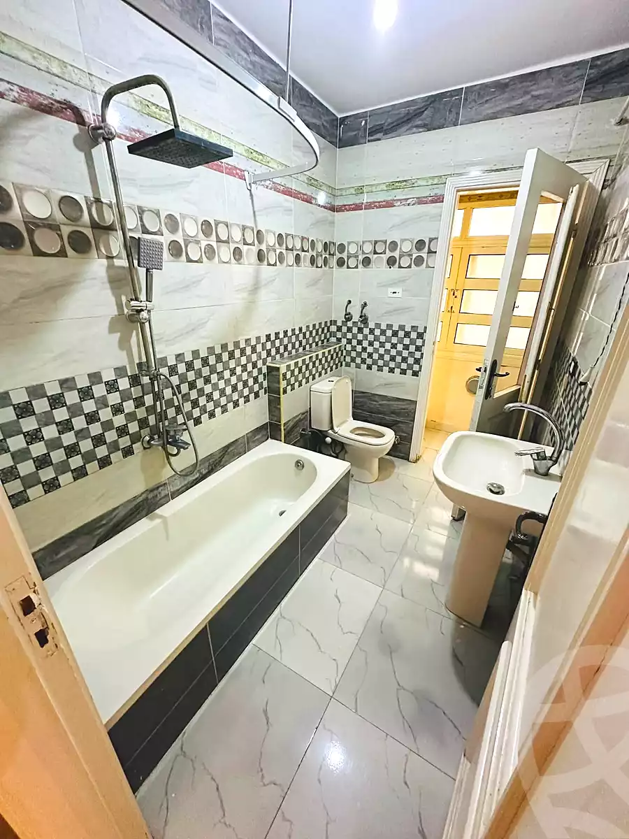 https://aqarmap.com.eg/ar/listing/7327436-for-rent-cairo-el-haram-shareaa-naser-el-thawrah