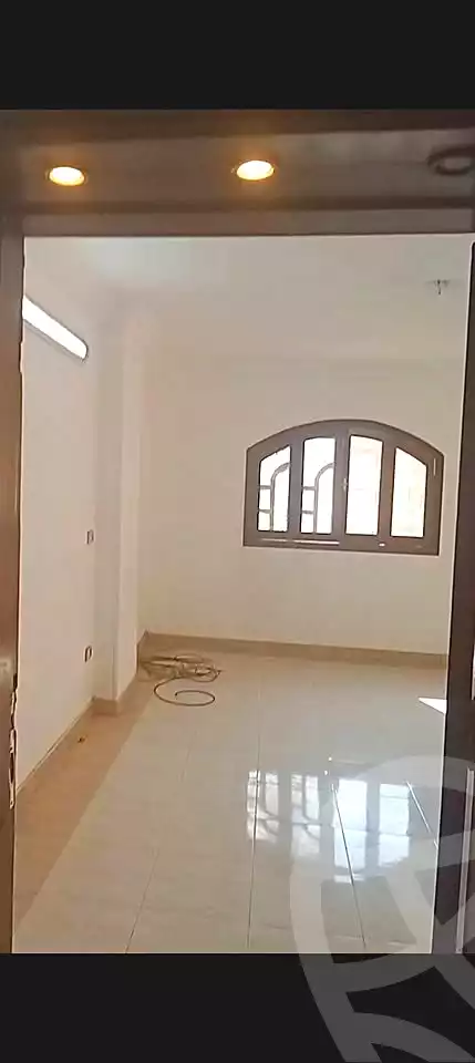 https://aqarmap.com.eg/ar/listing/7327598-for-sale-cairo-el-haram-shareaa-el-talateny