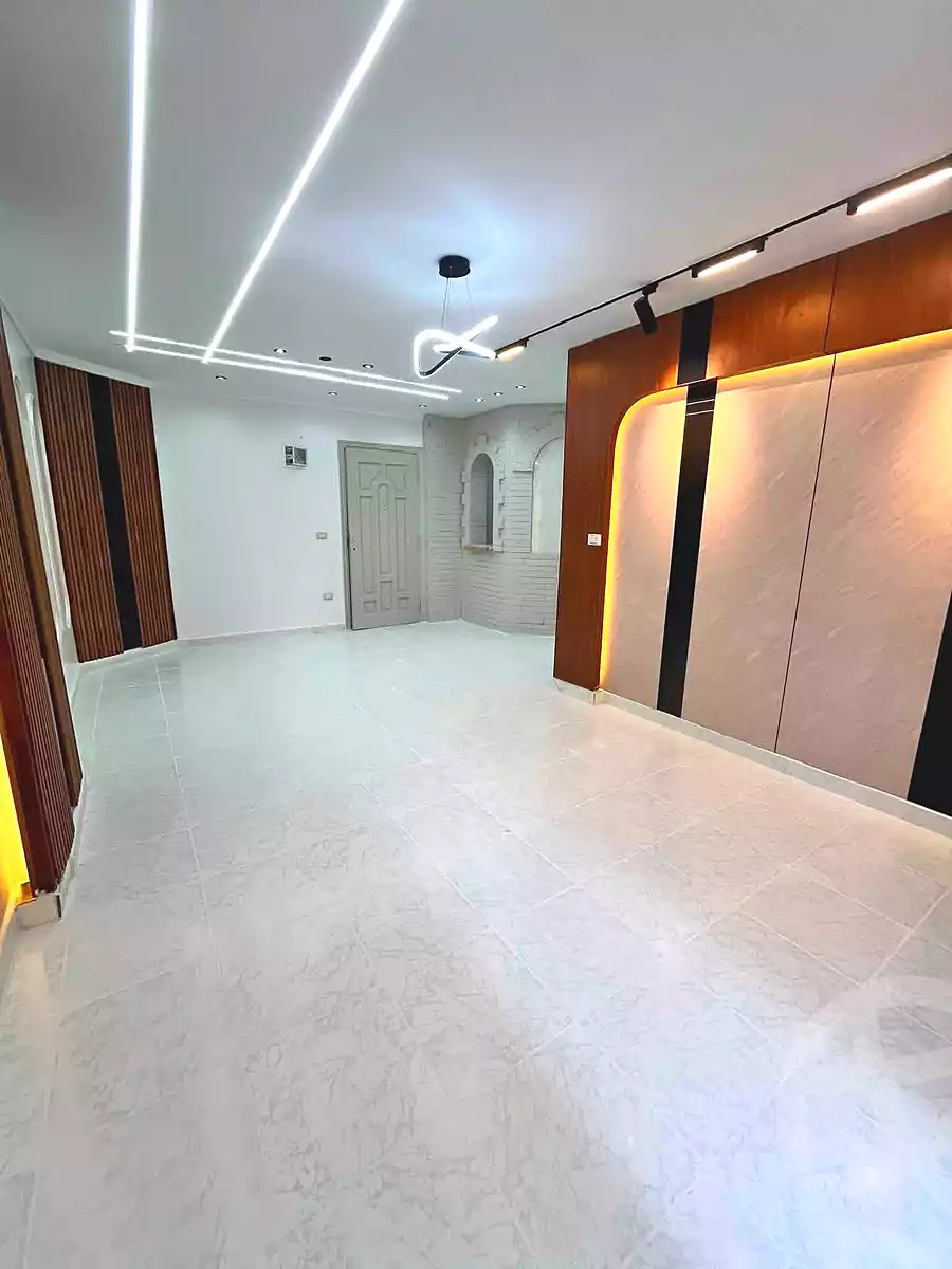 https://aqarmap.com.eg/en/listing/7328047-for-sale-alexandria-al-agamy-shataa-el-nakheel