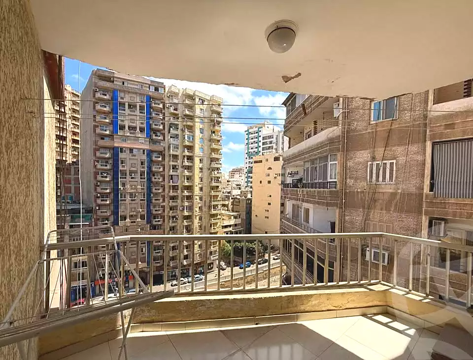 https://aqarmap.com.eg/en/listing/7328175-for-sale-alexandria-sydy-bshr