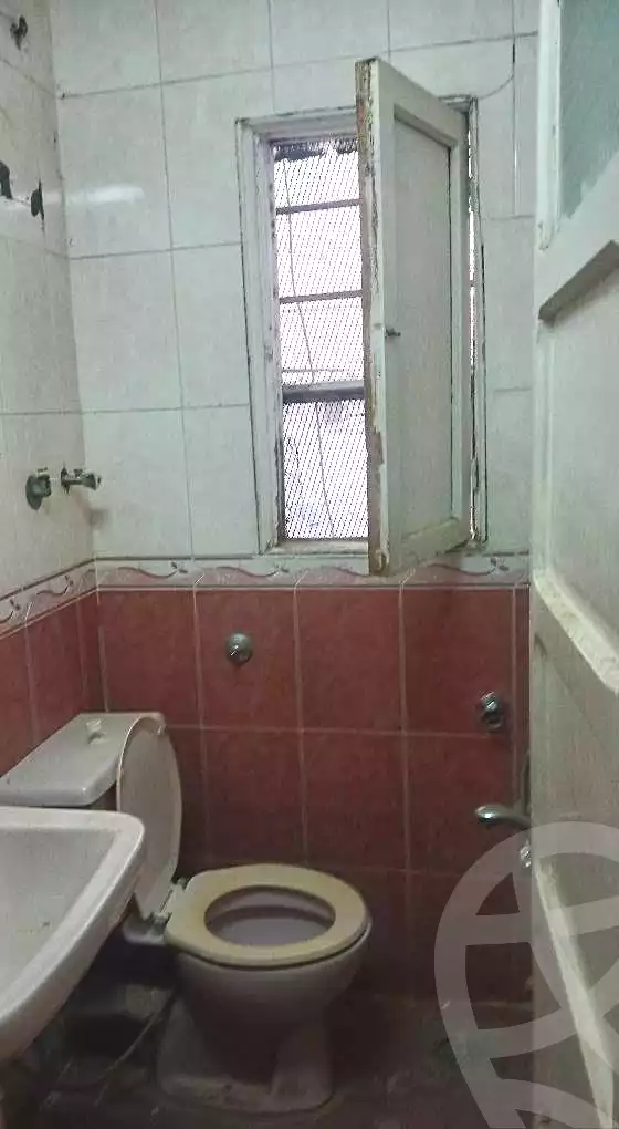 https://aqarmap.com.eg/ar/listing/7329904-for-rent-cairo-shoubra-rod-el-farag