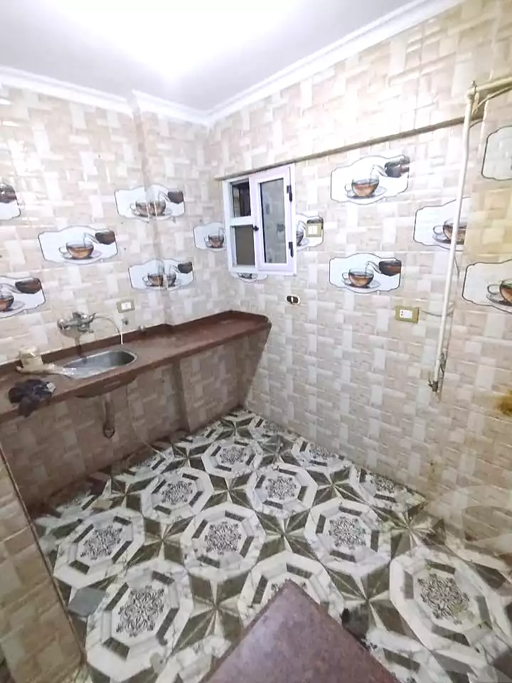 https://aqarmap.com.eg/en/listing/7330043-for-sale-alexandria-lsywf-el-falki