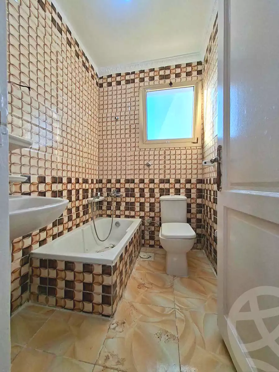 https://aqarmap.com.eg/en/listing/7330259-for-sale-alexandria-al-agamy-shataa-el-nakheel