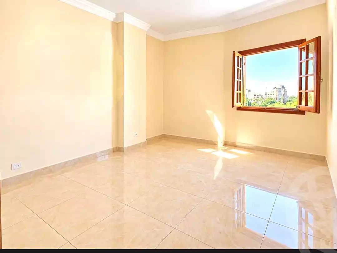 https://aqarmap.com.eg/en/listing/7330432-for-sale-alexandria-moharram-bey