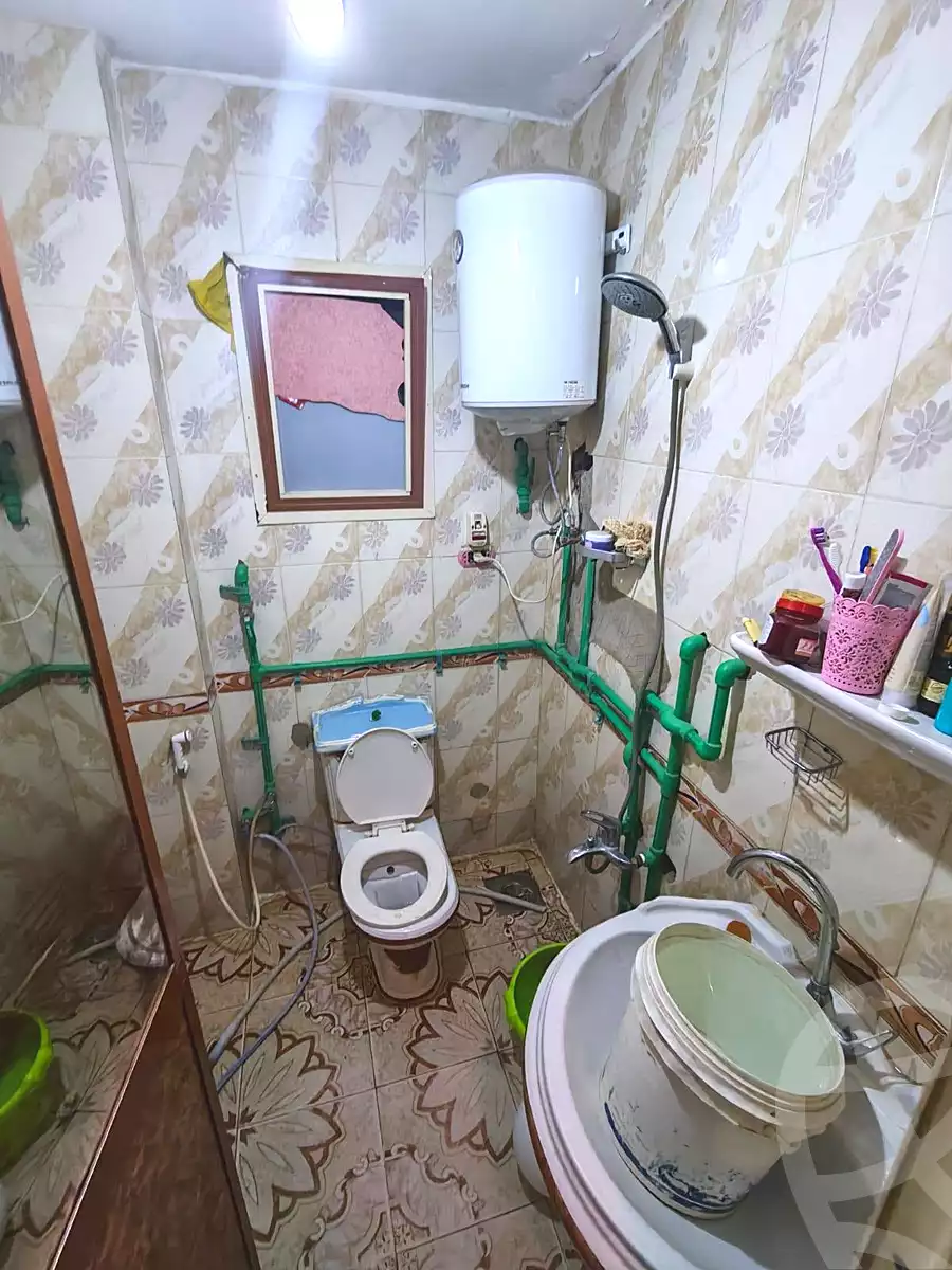 https://aqarmap.com.eg/en/listing/7330538-for-sale-alexandria-al-agamy-el-hanouvel-radwan-st