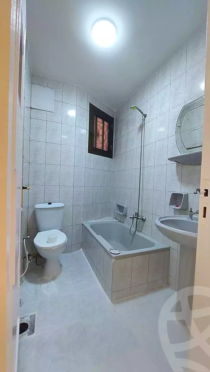 https://aqarmap.com.eg/ar/listing/7330556-for-sale-alexandria-al-agamy-shataa-el-nakheel