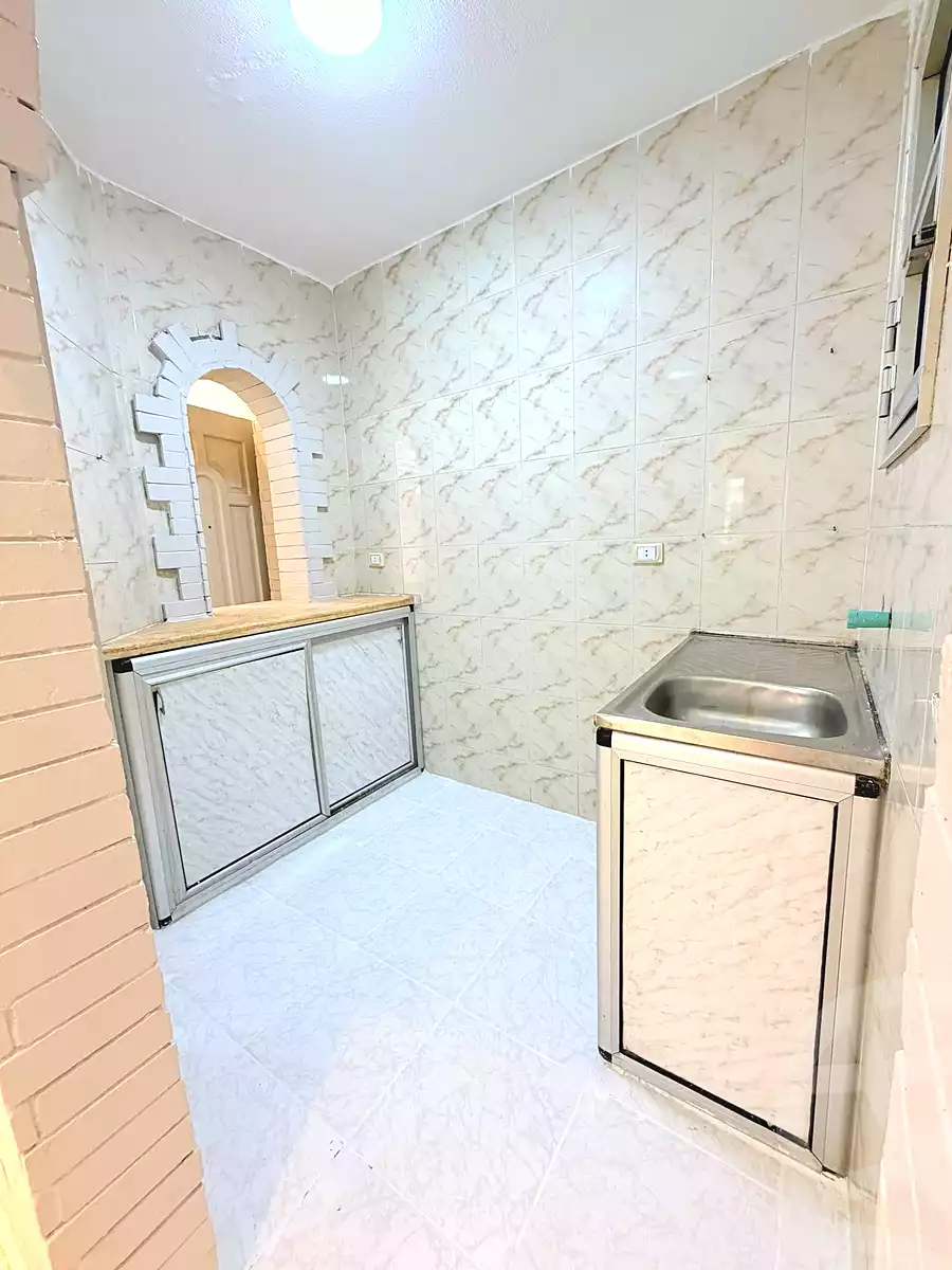 https://aqarmap.com.eg/ar/listing/7330631-for-sale-alexandria-al-agamy-shataa-el-nakheel