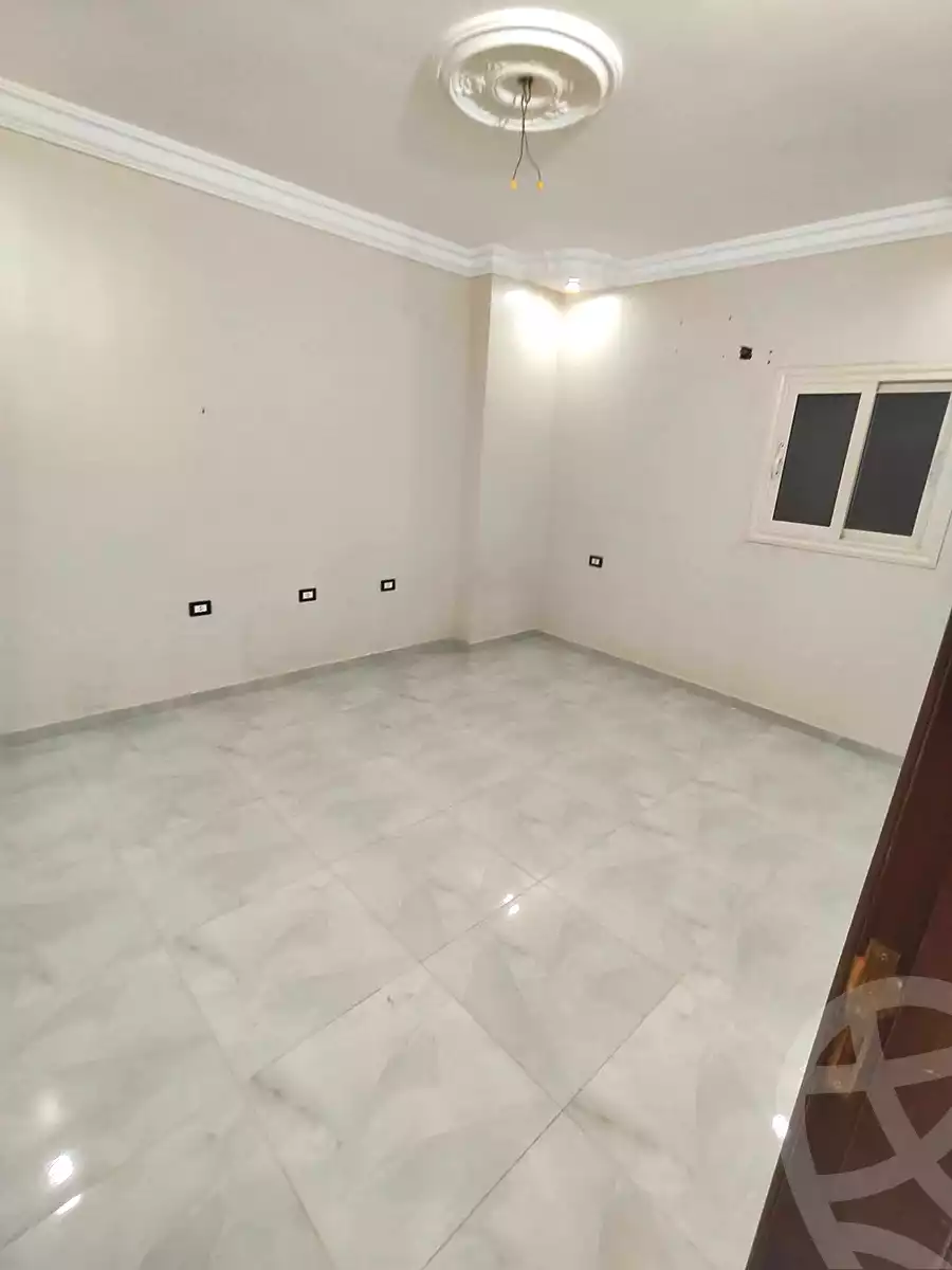 https://aqarmap.com.eg/ar/listing/7330753-for-rent-cairo-helwan-hadayek-helwan-nile-corniche-st
