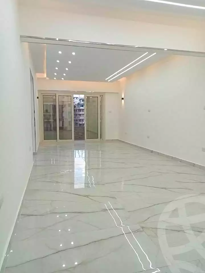 https://aqarmap.com.eg/ar/listing/7330798-for-sale-alexandria-miami-mahmoud-el-isawy-st