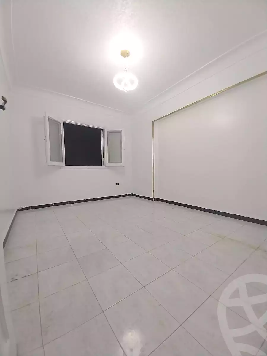https://aqarmap.com.eg/en/listing/7330855-for-sale-alexandria-al-agamy-shataa-el-nakheel