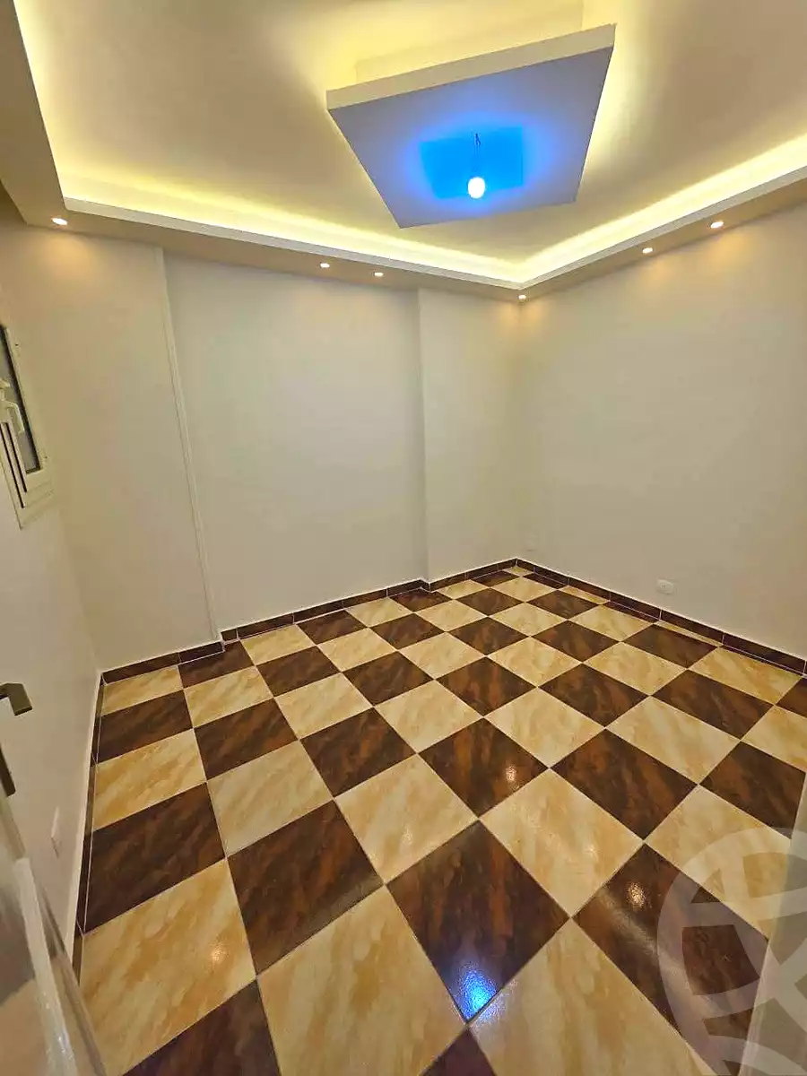 https://aqarmap.com.eg/ar/listing/7330864-for-sale-alexandria-sydy-bshr-sydy-bshr-bhry-gamal-abd-el-nasir-st