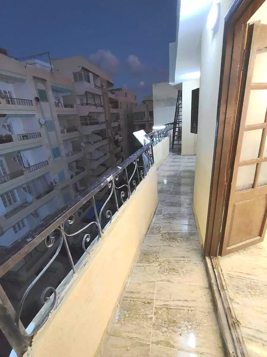 https://aqarmap.com.eg/ar/listing/7330913-for-sale-alexandria-al-agamy-shataa-el-nakheel
