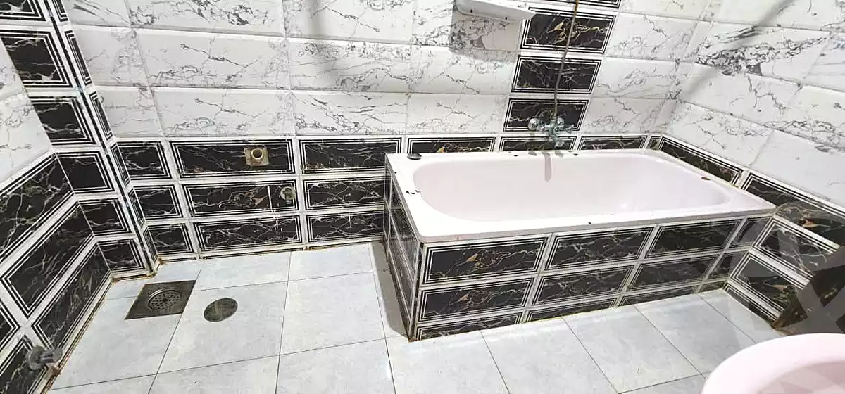 https://aqarmap.com.eg/ar/listing/7331073-for-sale-cairo-shoubra-st-teresa
