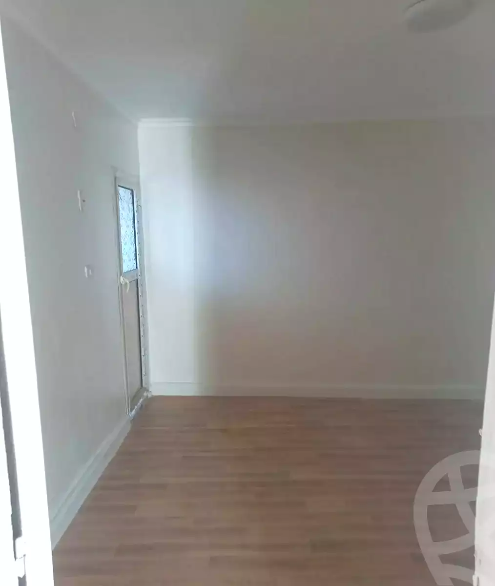 https://aqarmap.com.eg/en/listing/7331125-for-sale-alexandria-sydy-bshr-sydy-bshr-bhry