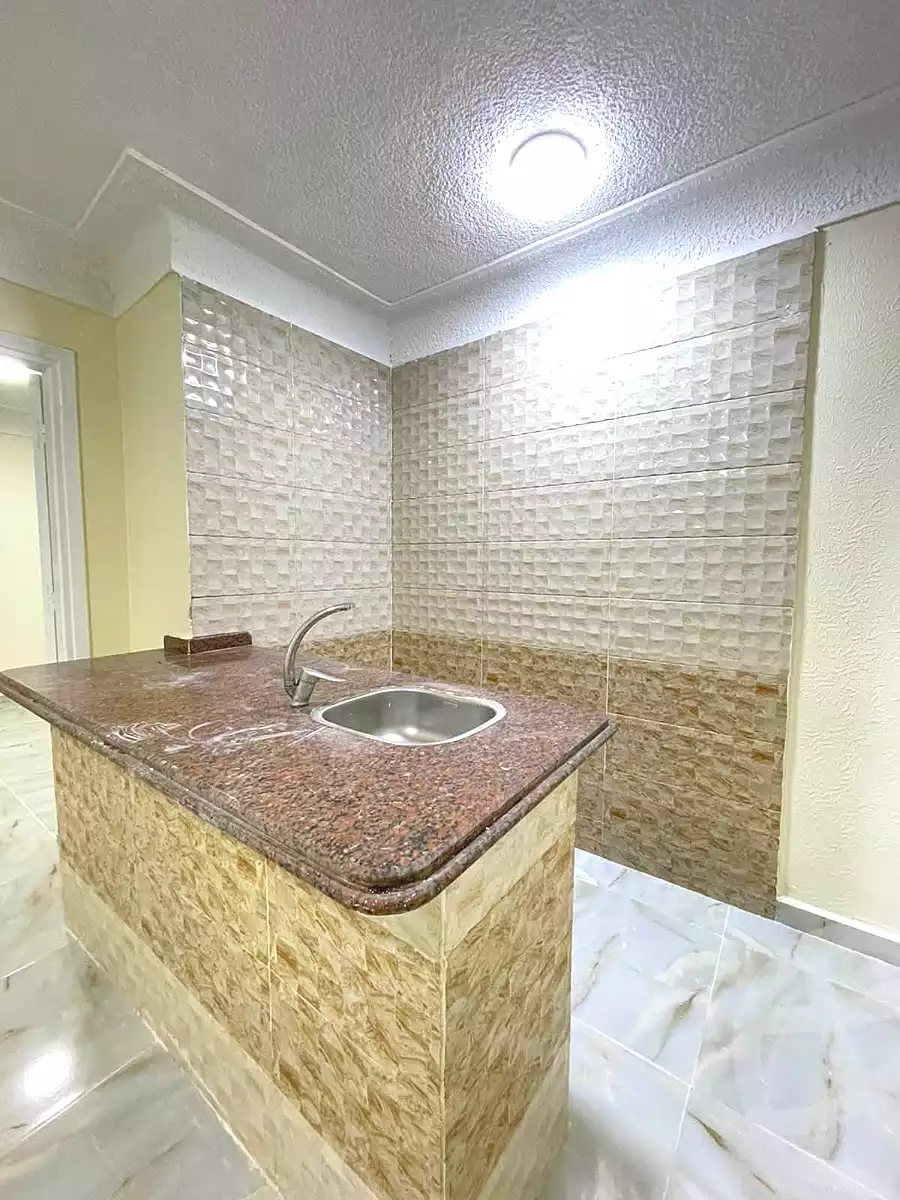 https://aqarmap.com.eg/en/listing/7331135-for-sale-alexandria-al-agamy-shataa-el-nakheel