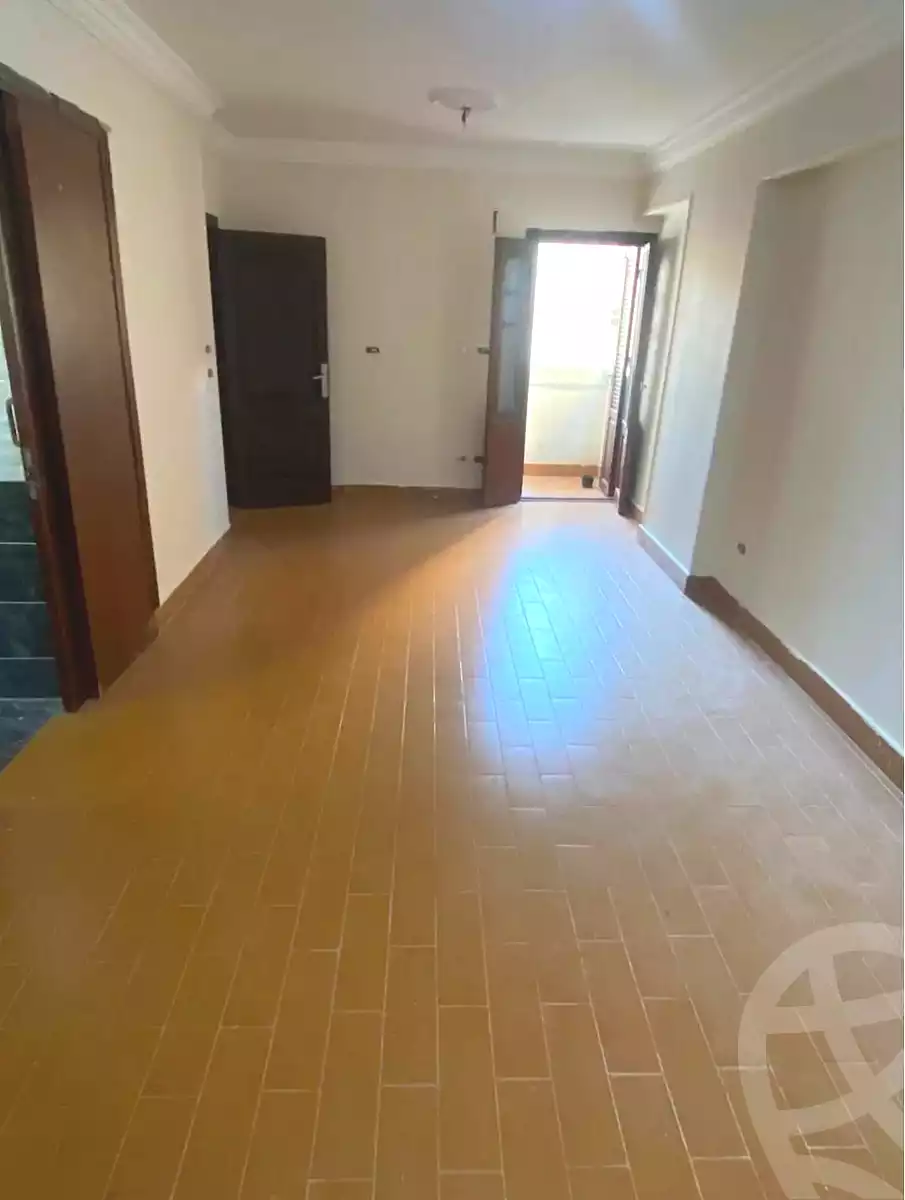https://aqarmap.com.eg/en/listing/7331176-for-sale-alexandria-ganaklis