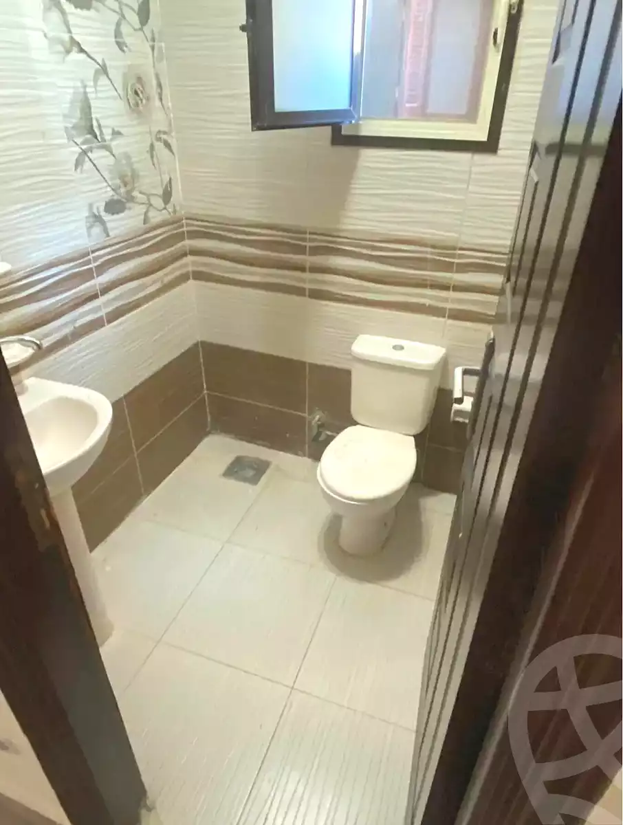 https://aqarmap.com.eg/en/listing/7331176-for-sale-alexandria-ganaklis