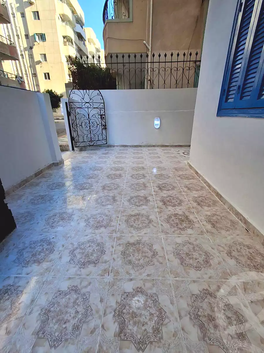 https://aqarmap.com.eg/ar/listing/7331268-for-sale-alexandria-al-agamy-shataa-el-nakheel